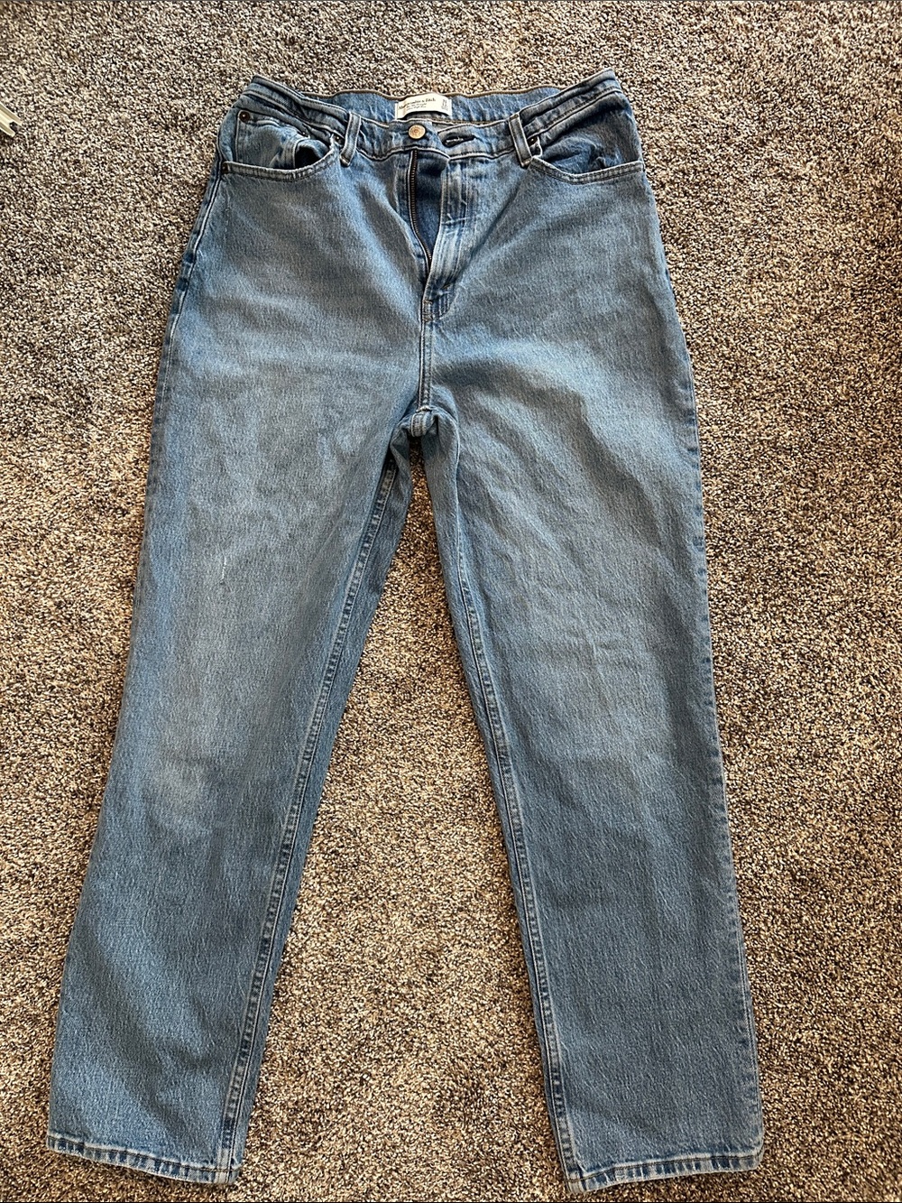 Abercrombie & Fitch Straight-Leg Jeans - Medium Blue - Curve Love